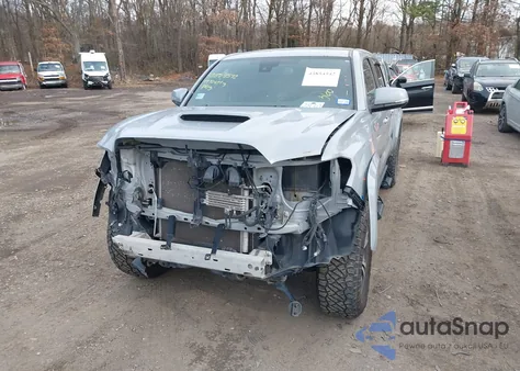 2019 Toyota Tacoma Trd Sport z USA, uszkodzony, nr VIN 5TFAZ5CN9KX085333